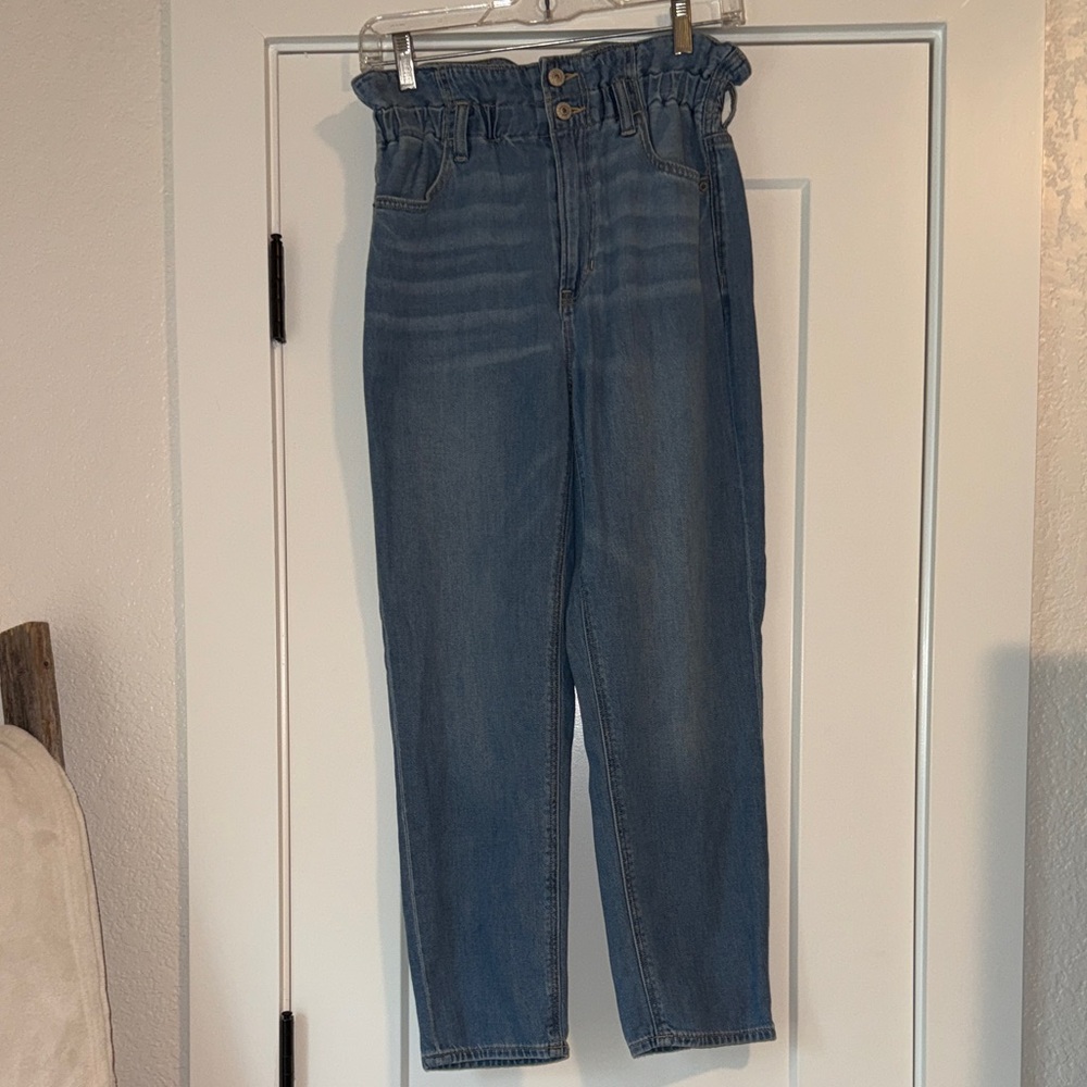 American Eagle Outfitters High Rise Blue Jeans